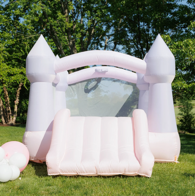 DayDreamer Cotton Candy Bounce House