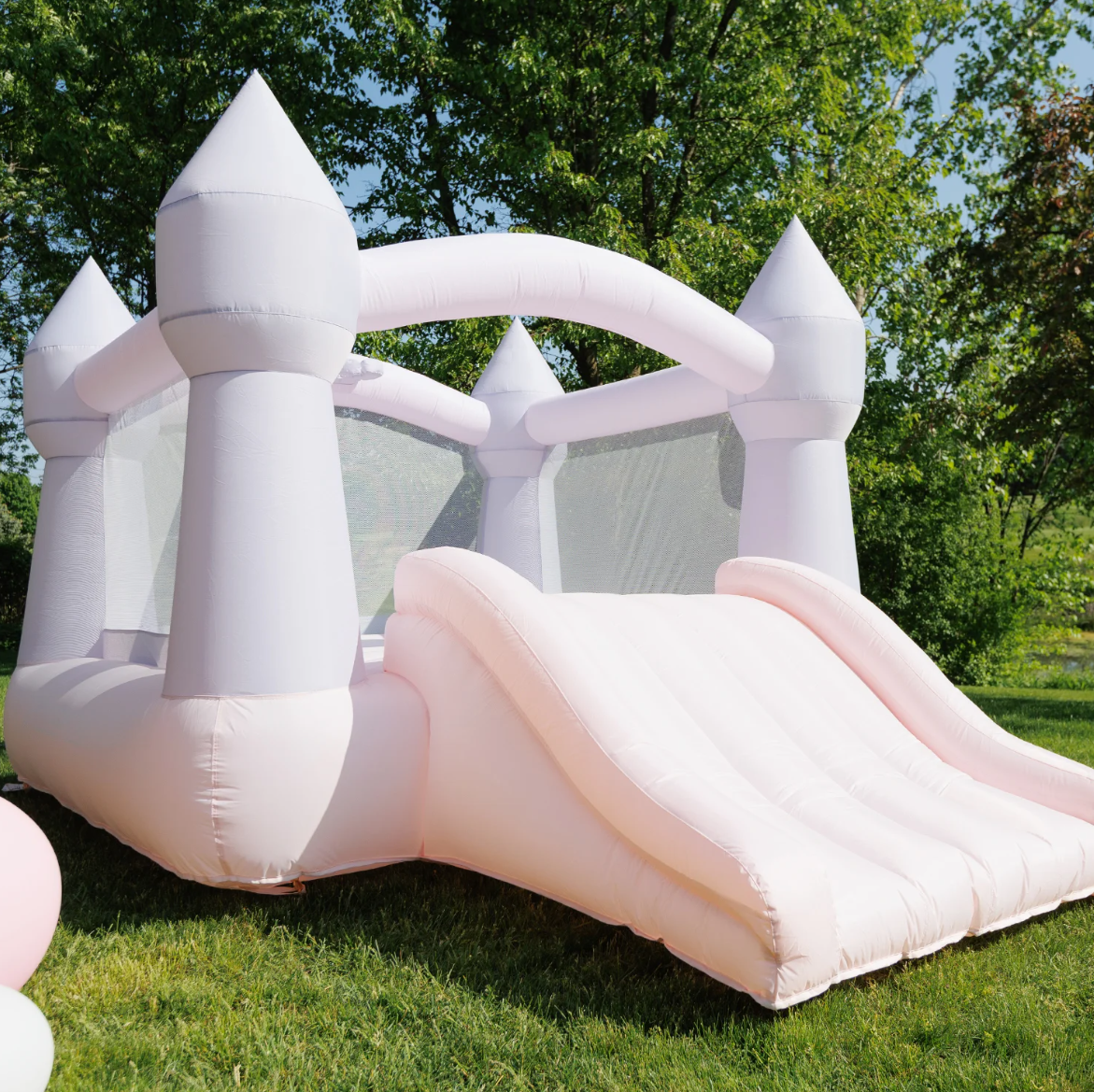 DayDreamer Cotton Candy Bounce House
