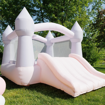 DayDreamer Cotton Candy Bounce House