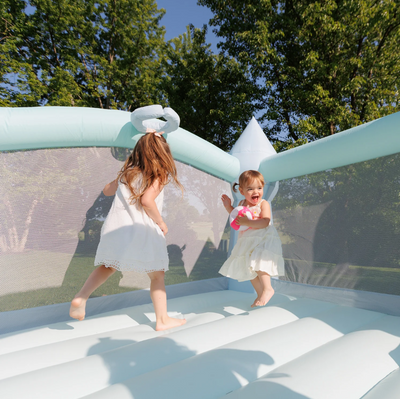 DayDreamer Mist Bounce House